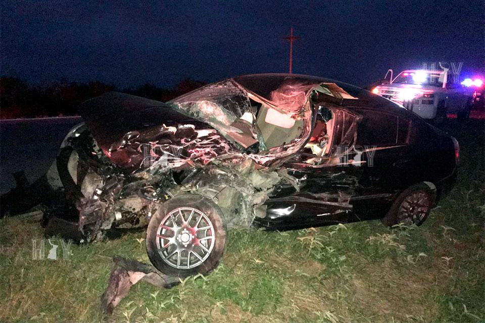 Hoy Tamaulipas - Tampiquenio muere prensado al chocar en Matamoros
