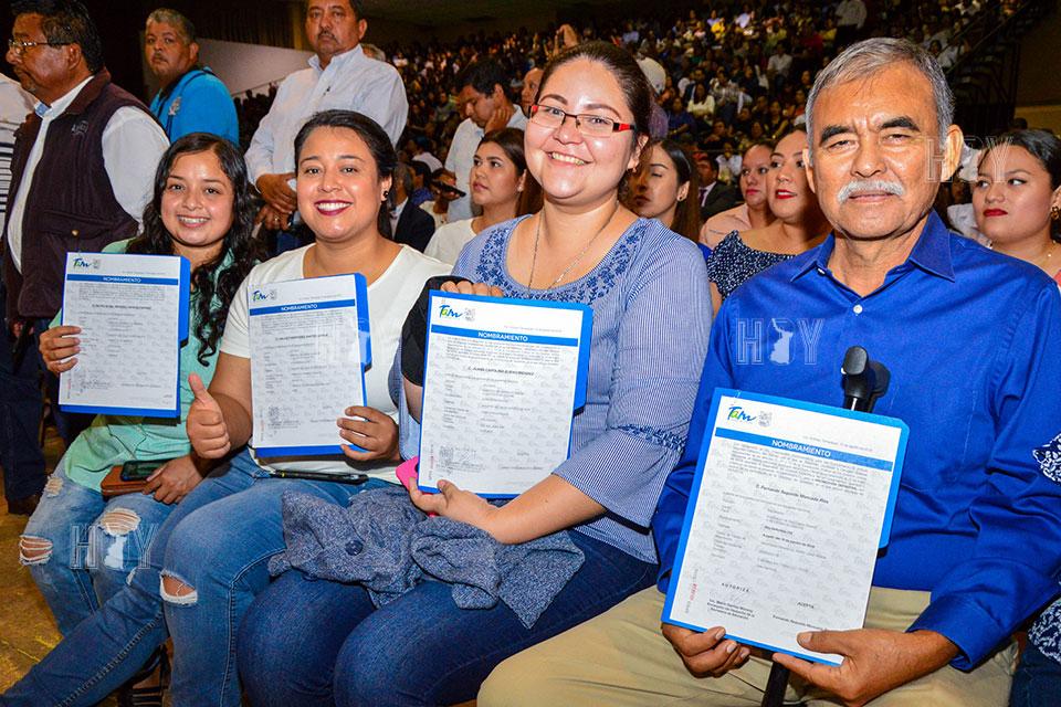 Hoy Tamaulipas - Gobierno de Tamaulipas entrega nombramientos base a ...
