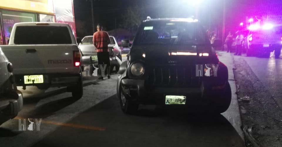 Hoy Tamaulipas - Accidente en Nuevo Laredo deja una lesionada y danios ...