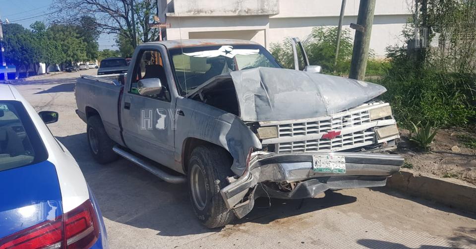 Hoy Tamaulipas - Se estrella contra poste y se da a la fuga en Ciudad ...