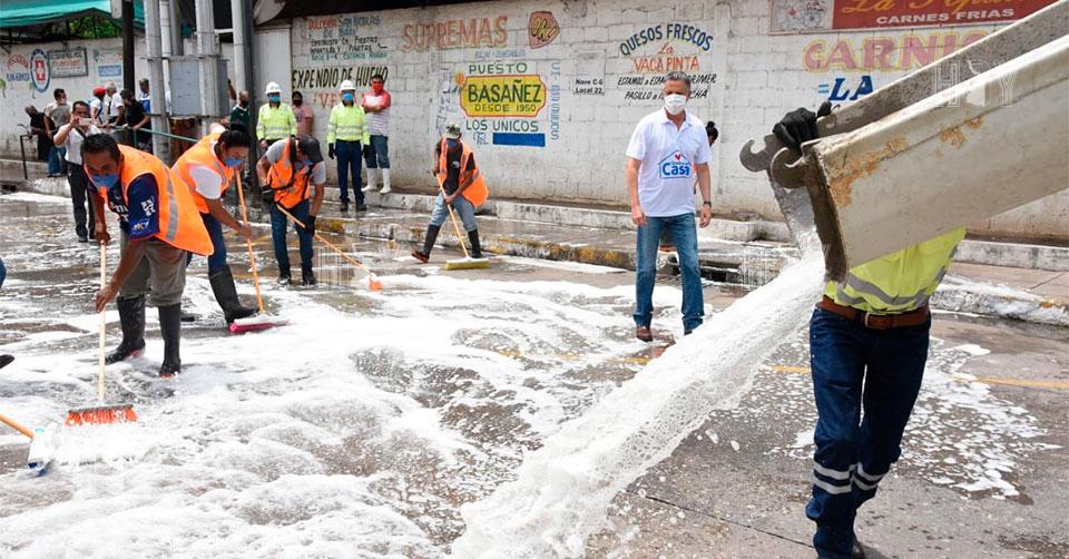 Hoy Tamaulipas - Encabeza Chucho Nader jornada de sanitizacion en los ...