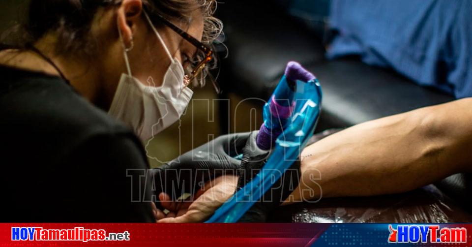 Hoy Tamaulipas Tamaulipas tattoo Gama El tatuaje en manos de una