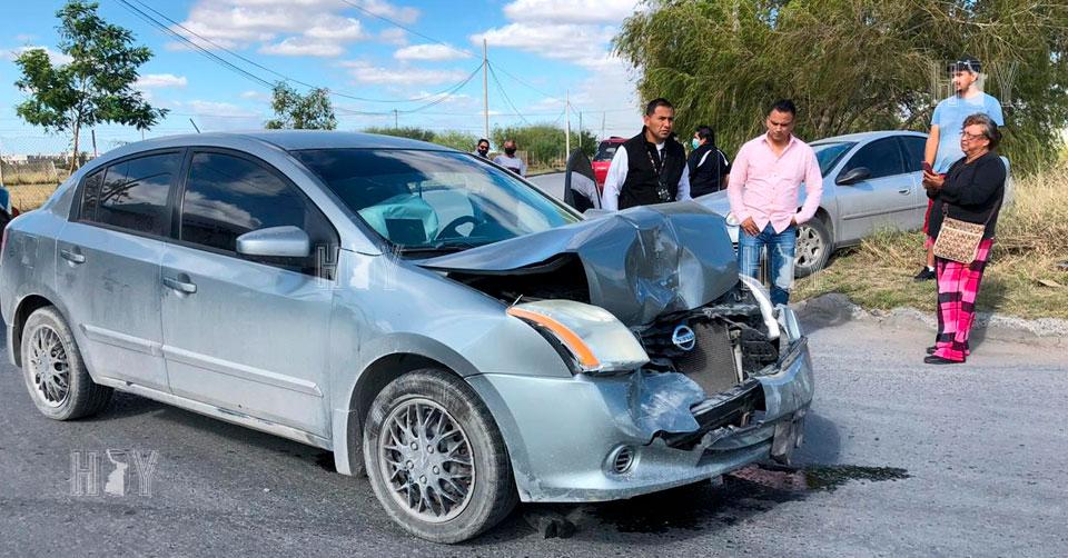 Hoy Tamaulipas - Tamaulipas Invade carril y lo chocan en Matamoros hay ...