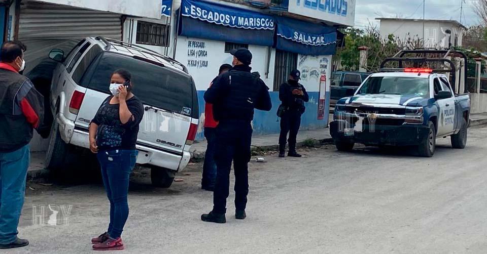 Hoy Tamaulipas - Seguridad Tamaulipas Ebrio choca contra negocio en ...
