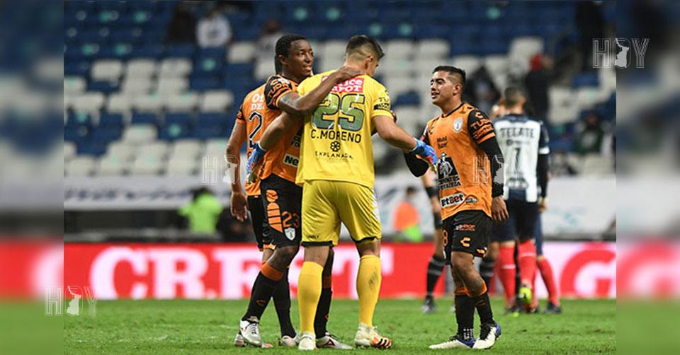 Hoy Tamaulipas - Deportes Futbol Valioso triunfo de los Tuzos en Monterrey