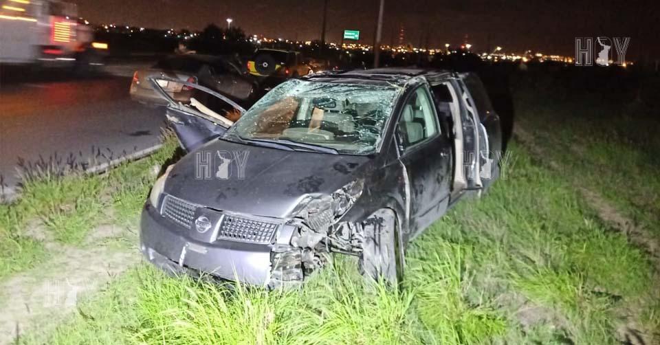 Hoy Tamaulipas - Tamaulipas Sobrevive a volcadura en Nuevo Laredo