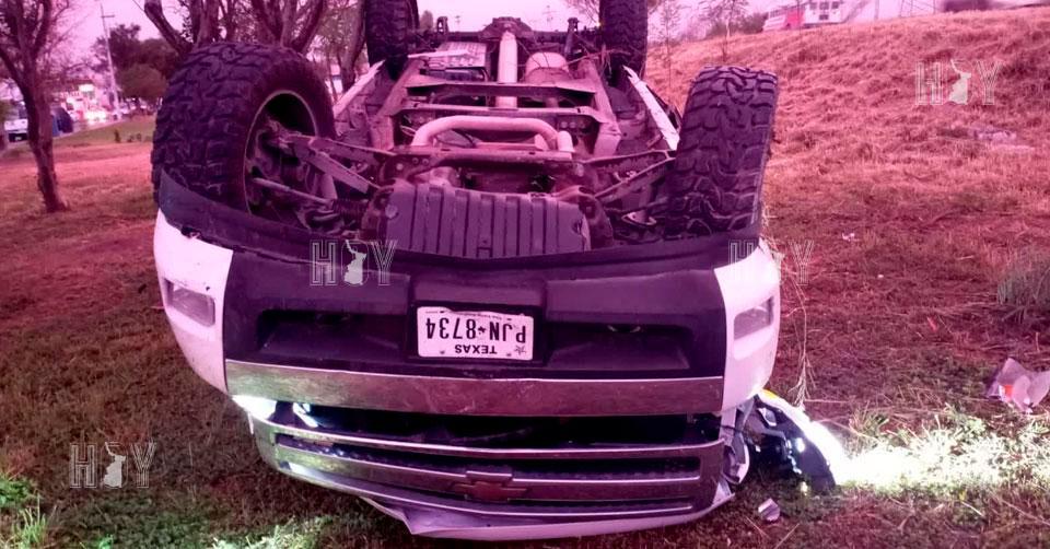 Hoy Tamaulipas - Seguridad Tamaulipas Choca y vuelca ebrio en Matamoros