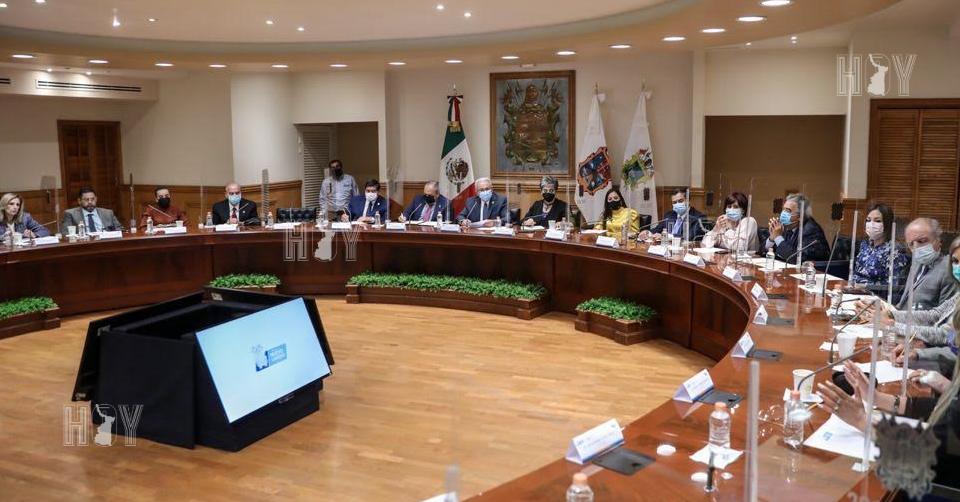 Hoy Tamaulipas - Tamaulipas Arranca campaa de retiro de autos abandonados en Nuevo Laredo - Vimarsana News