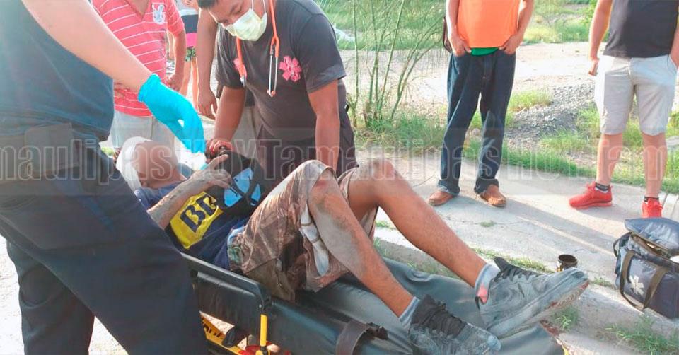 Hoy Tamaulipas - Tamaulipas Se lesiona motociclista en aparatoso percance en Nuevo Laredo - Vimarsana News