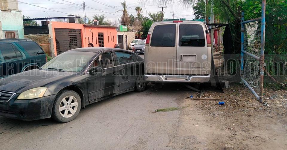 Hoy Tamaulipas - Tamaulipas Choca de reversa por falta de precaucin en Nuevo Laredo - Vimarsana News