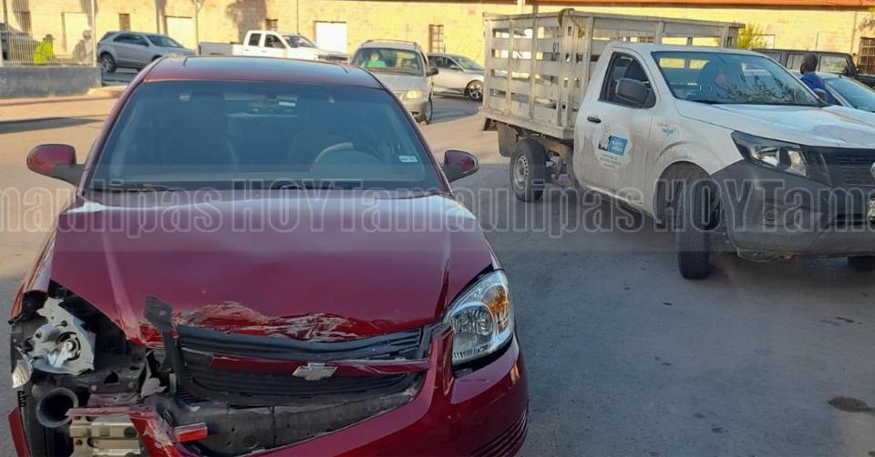 Hoy Tamaulipas - Tamaulipas Causa empleado municipal choque en Nuevo Laredo - Vimarsana News