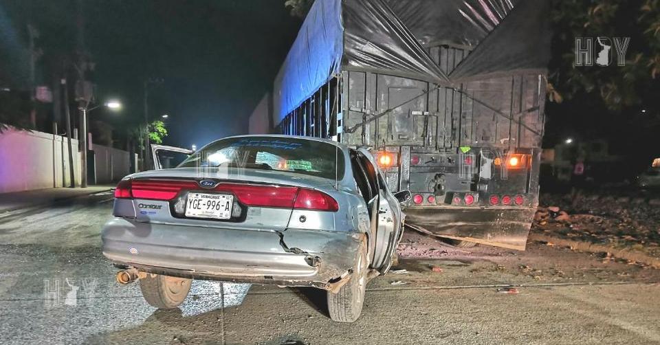 Hoy Tamaulipas - Accidentes en Tamaulipas Choca contra camion ...