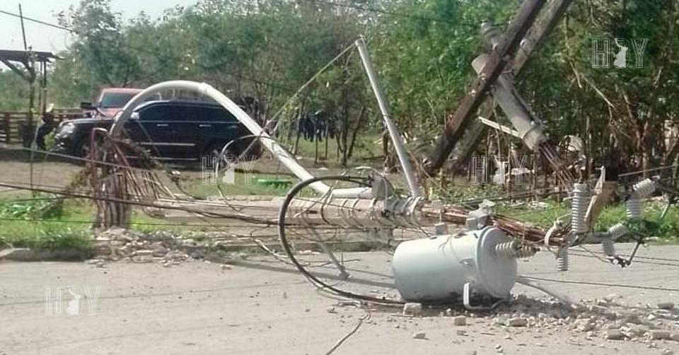 Hoy Tamaulipas - Accidentes en Tamaulipas Caen siete postes de la CFE ...