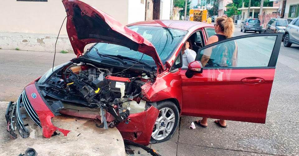 Hoy Tamaulipas - Choque en Tamaulipas Conductor resulta lesionado tras ...