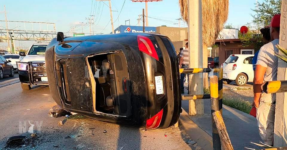 Hoy Tamaulipas - Volcadura en Tamaulipas Ebrio vuelca y choca automovil ...