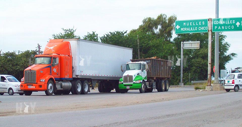 Hoy Tamaulipas - Restringe SICT circulacion de transporte de carga en ...