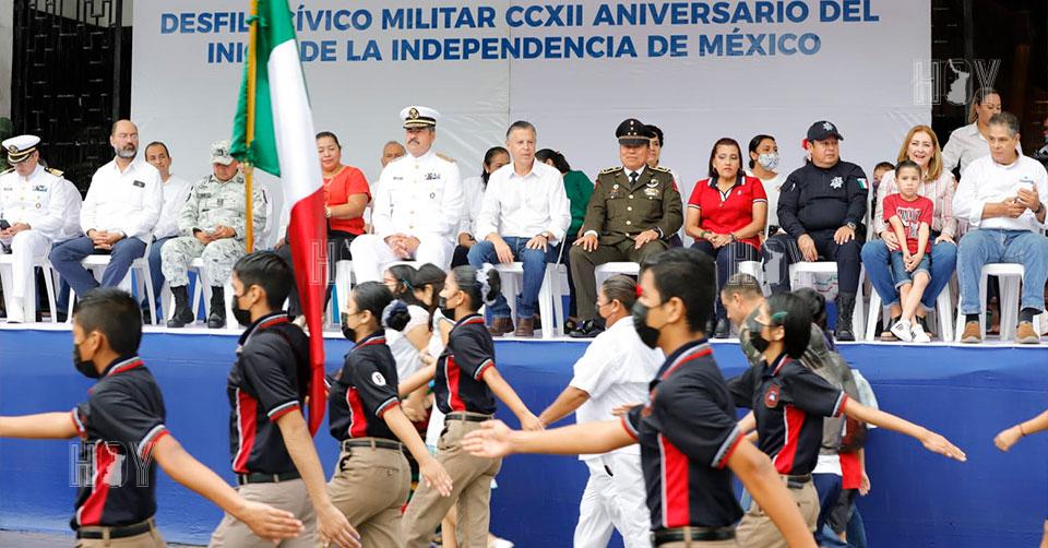 Hoy Tamaulipas - Tamaulipas Encabeza Chucho Nader el desfile de ...