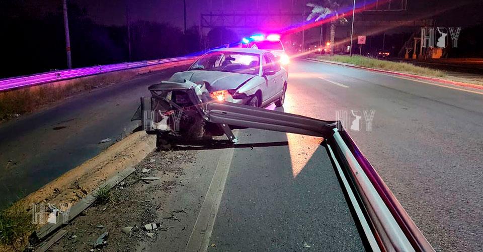 Hoy Tamaulipas - Accidentes en Tamaulipas Choca contra barandal y ...
