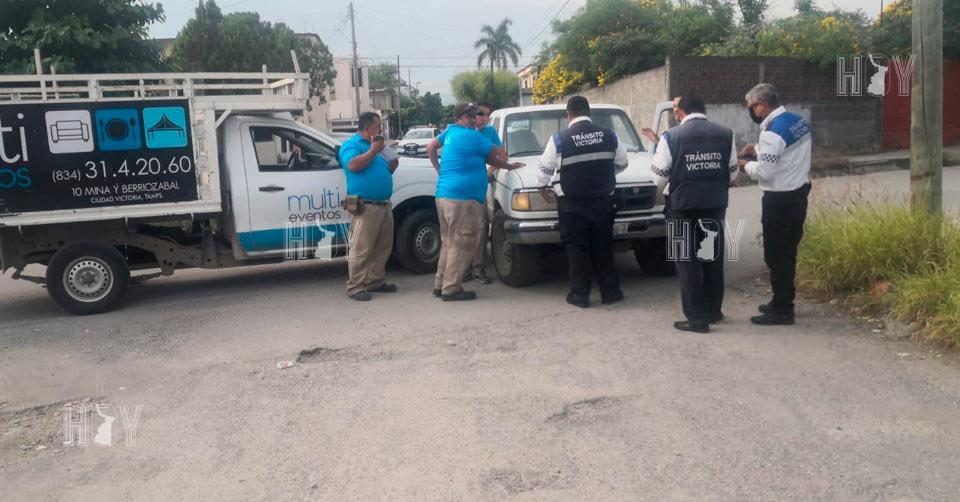 Hoy Tamaulipas - Choque en Tamaulipas Conductor se pasa alto y provoca ...