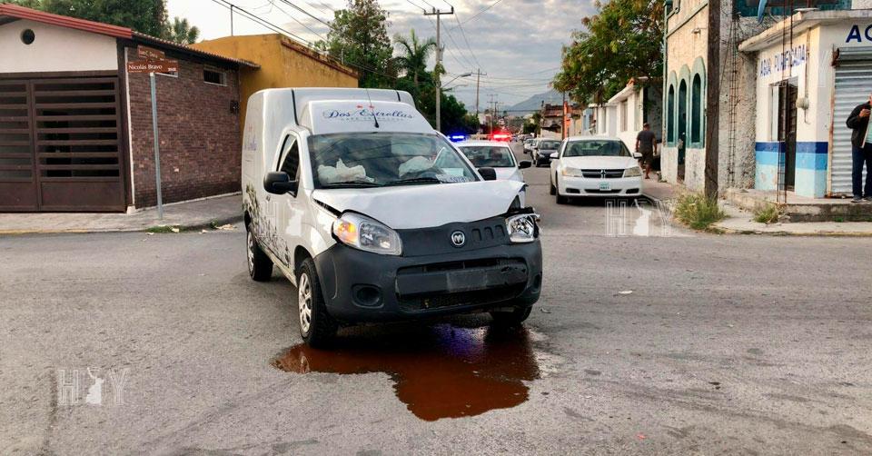 Hoy Tamaulipas - Choque en Tamaulipas Conductor se pasa alto y provoca ...