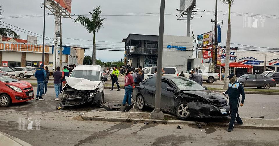 Hoy Tamaulipas - Accidente en Tamaulipas Cinco lesionados deja choque ...