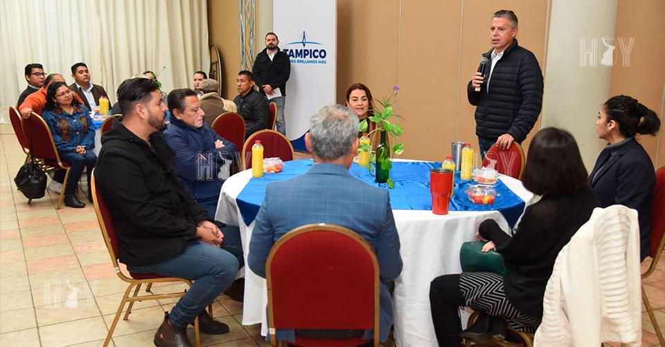 Hoy Tamaulipas - Tamaulipas Festeja Chucho Nader a los musicos en su Dia