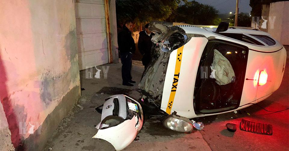Hoy Tamaulipas - Accidente en Tamaulipas Taxista choca vuelca y ...