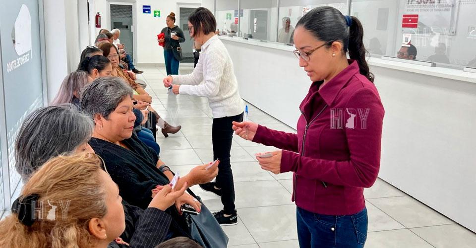 Hoy Tamaulipas - Tamaulipas Credencializara Ipsset a mas de nueve mil ...