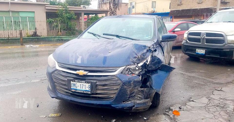 Hoy Tamaulipas - Choque en Tamaulipas Se pasa alto y lo chocan en Nuevo ...