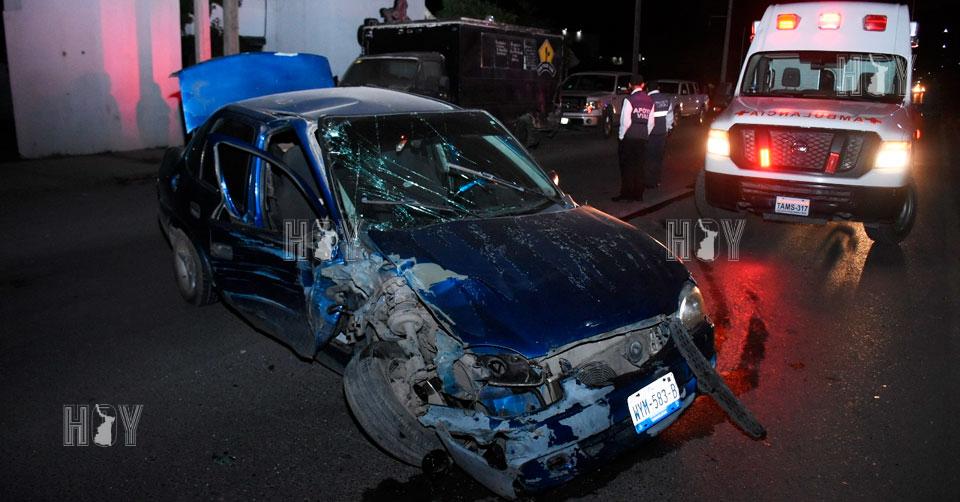 Hoy Tamaulipas - Accidentes en Tamaulipas Ebrio conductor se Â“ensartoÂ ...