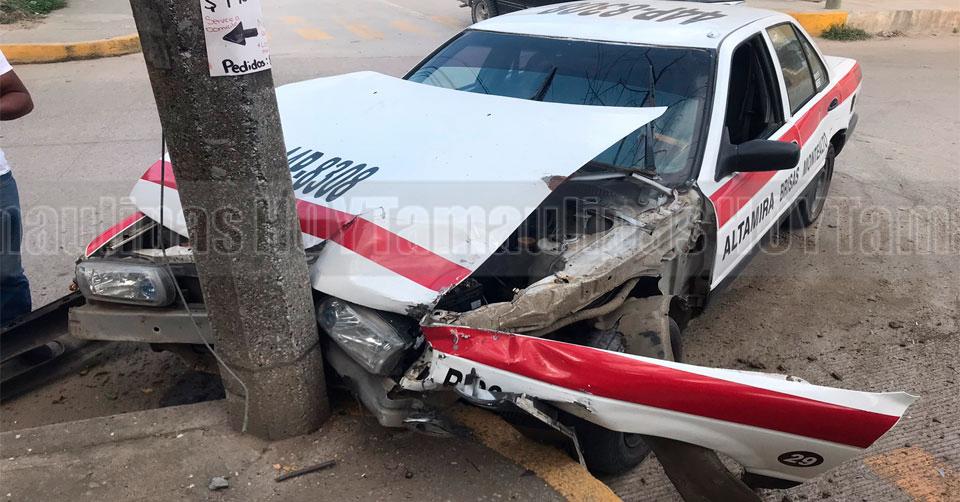 Hoy Tamaulipas Accidentes en Tamaulipas Choque de taxi deja cuatro lesionados en Altamira