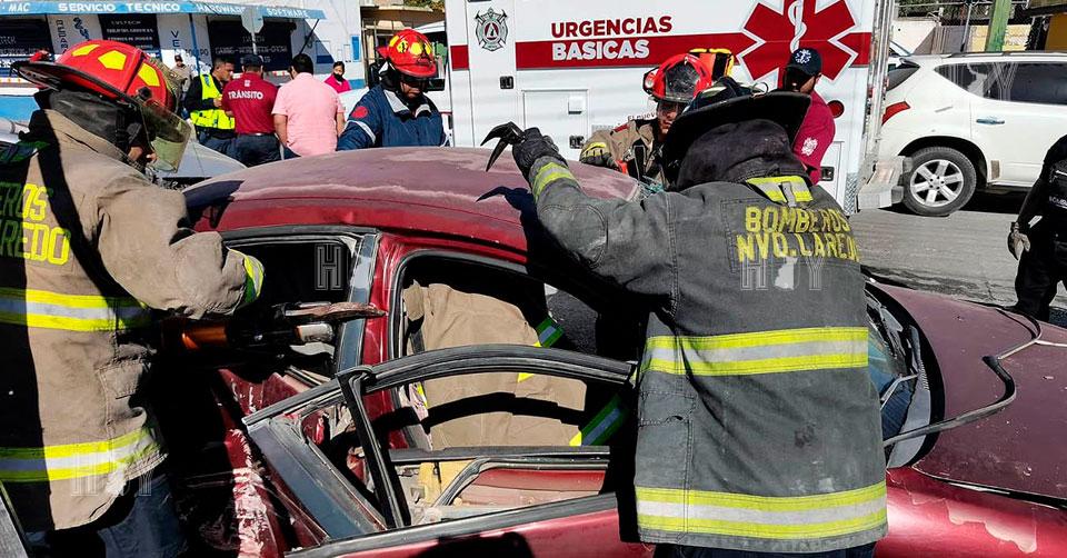 Hoy Tamaulipas - Accidentes en Tamaulipas Mujer queda atrapada y herida ...