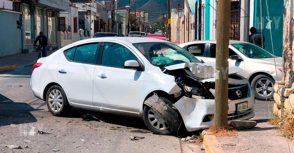 Hoy Tamaulipas - Accidente en Tamaulipas Se pasa alto y provoca fuerte ...