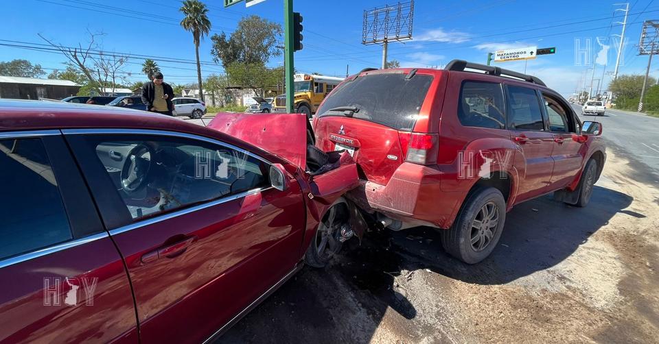 Hoy Tamaulipas - Accidente en Tamaulipas Ebrio choco al salir de la ...
