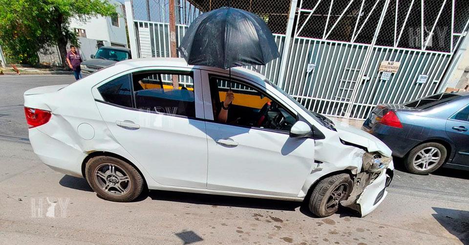 Hoy Tamaulipas - Accidente en Tamaulipas Se pasa alto y choca en Nuevo ...