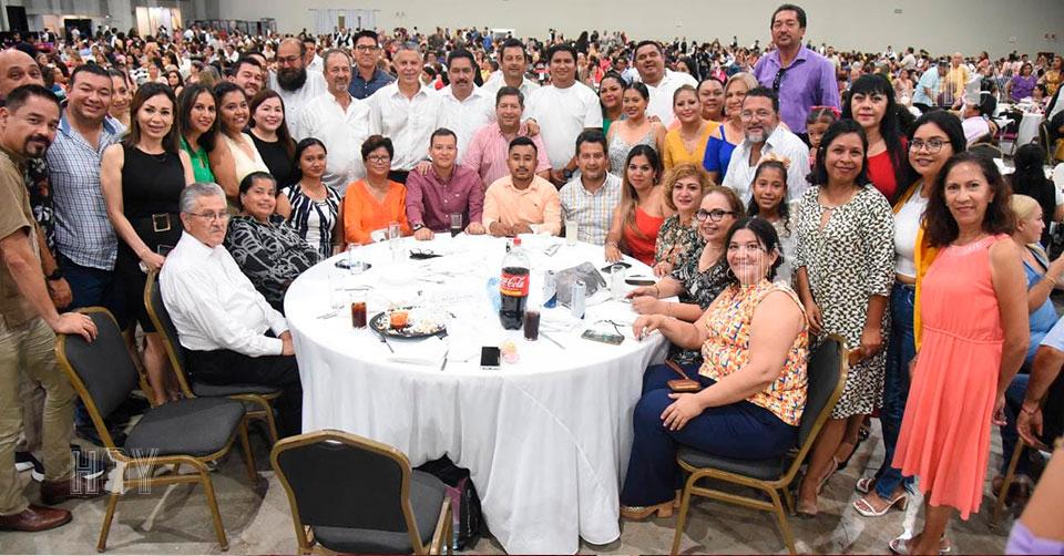 Hoy Tamaulipas - Tamaulipas Reconoce Chucho Nader labor del magisterio ...