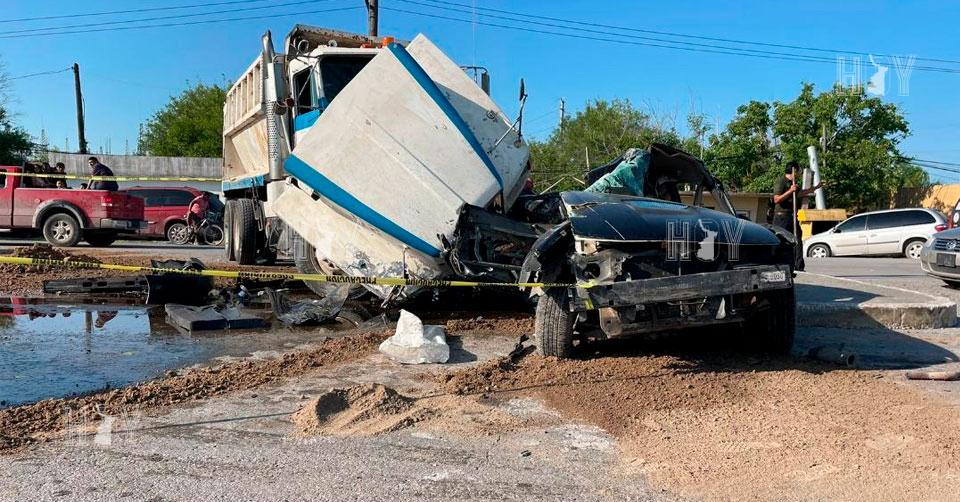 Hoy Tamaulipas - Accidentes en Tamaulipas Muere prensado tras fuerte ...