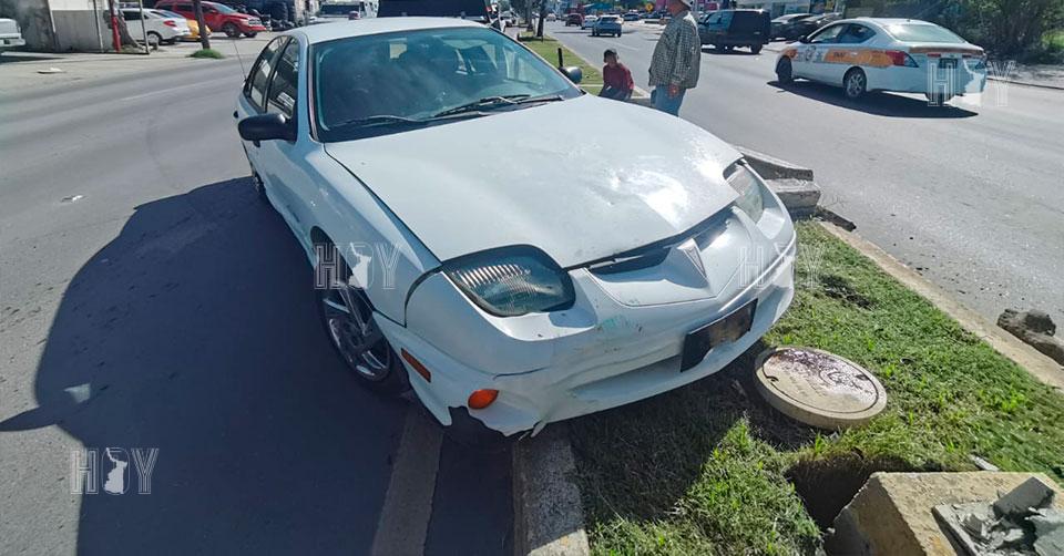 Hoy Tamaulipas - Accidente en Tamaulipas Mujer se proyecta contra poste ...