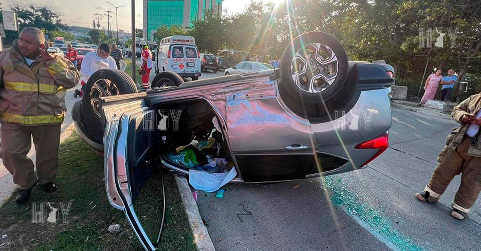 Hoy Tamaulipas - Accidente en Tamaulipas Choque y volcadura dejo varios ...