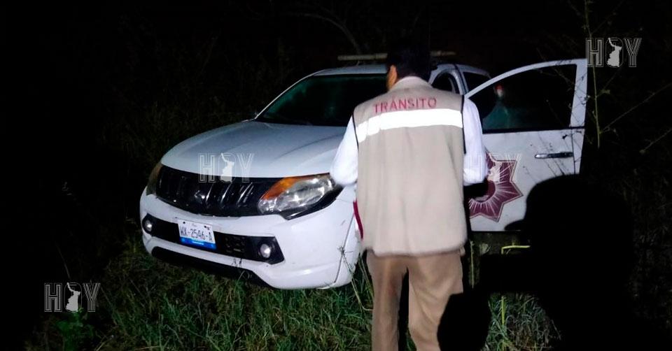 Hoy Tamaulipas - Tamaulipas En Altamira Trailero derribo cableado de ...