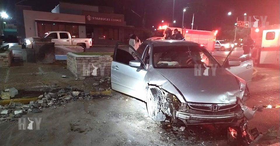 Hoy Tamaulipas - Accidente en Tamaulipas Mujer choca su auto contra ...