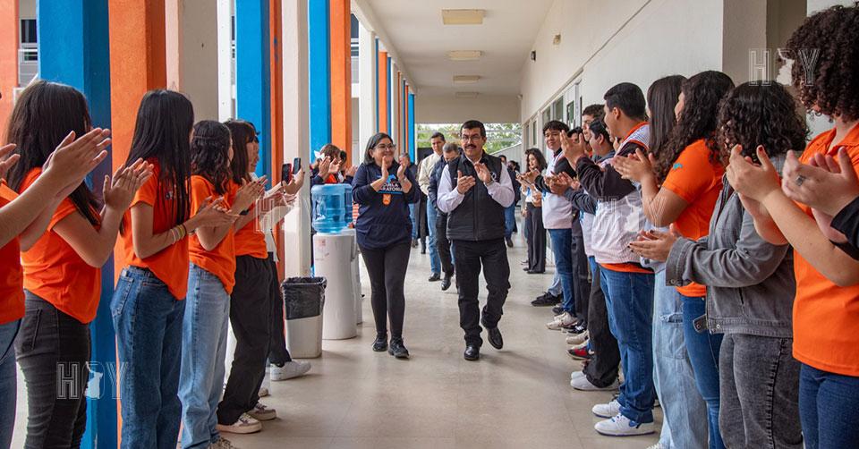 Hoy Tamaulipas - Universidad en Tamaulipas Damaso Anaya da mensaje de ...