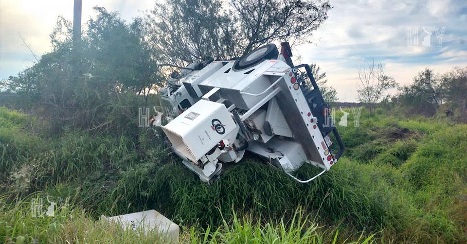 Hoy Tamaulipas - Accidente en Tamaulipas Por falla mecanica vuelca ...