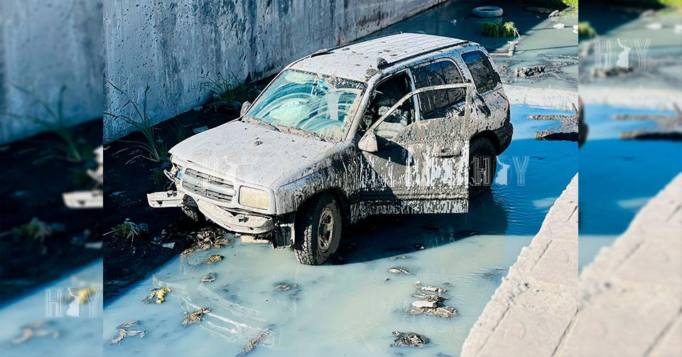 Hoy Tamaulipas - Accidente en Tamaulipas Joven mujer choca y cae a ...