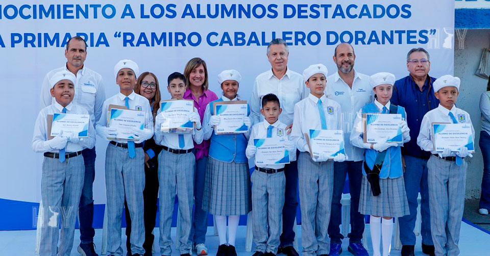 Hoy Tamaulipas - Tamaulipas Reconoce Chucho Nader a alumnos ...