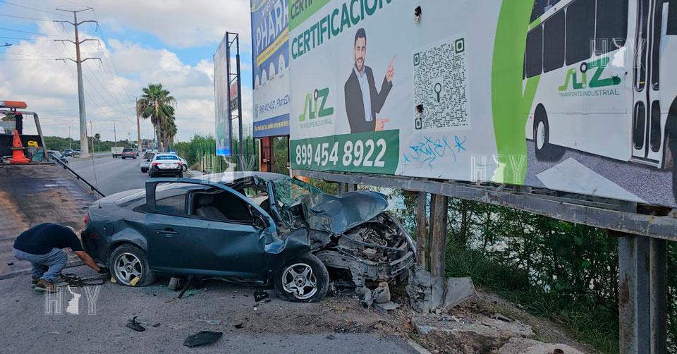 Hoy Tamaulipas - Accidentes en Tamaulipas Conductor termina prensado al ...