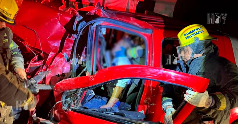 Hoy Tamaulipas - Accidentes en Tamaulipas Conductor queda prensado al ...