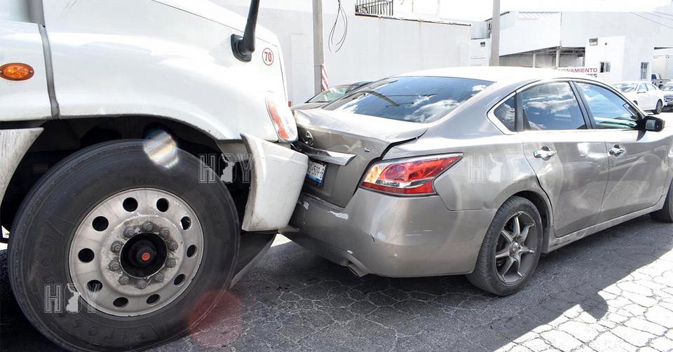 Hoy Tamaulipas - Tamaulipas Accidente vial Choque por alcance entre ...