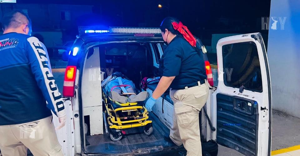 Hoy Tamaulipas - Motociclista lesionada tras choque en Matamoros