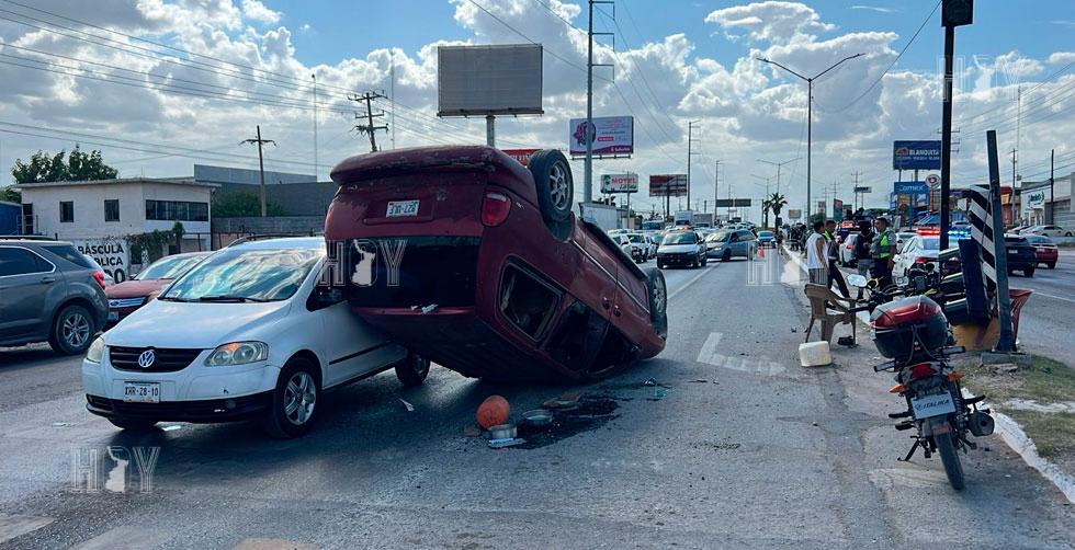 Hoy Tamaulipas - Ebrio conductor choca vuelca y huye pero es detenido ...